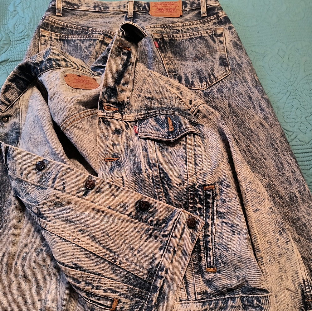 🔥501 Levi's Lightning Blue Acid Wash Jeans and Jacket🔥